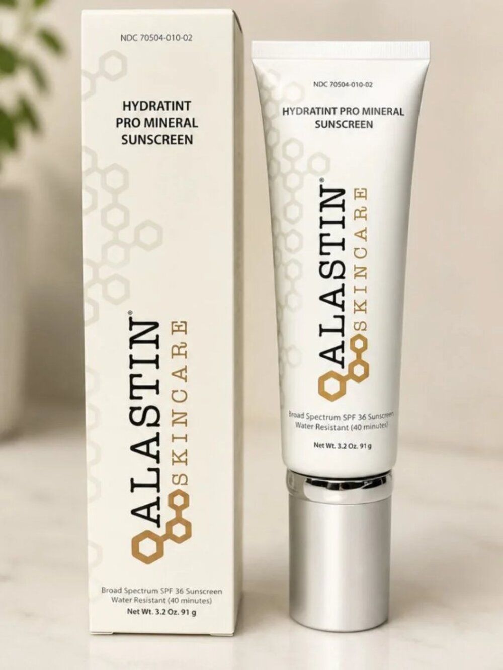 Alastin HydraTint Pro Mineral-Broad Spectrum Tinted Facial SP (3.2 oz)